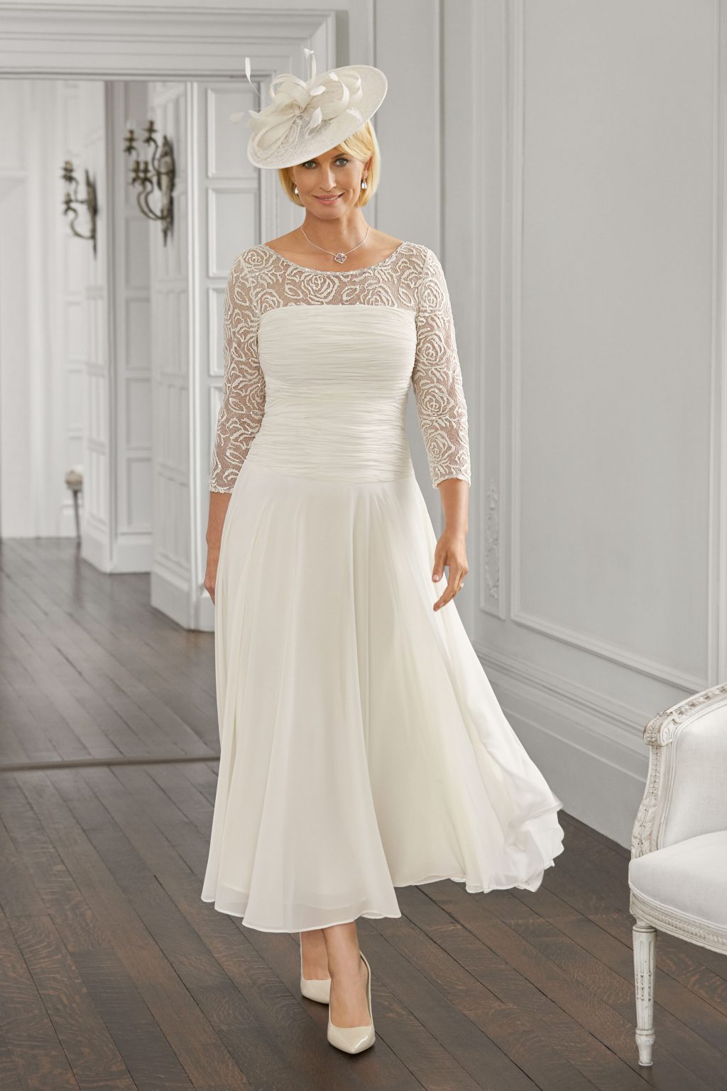 Mid length dress with sleeves.  29003 - Image 2