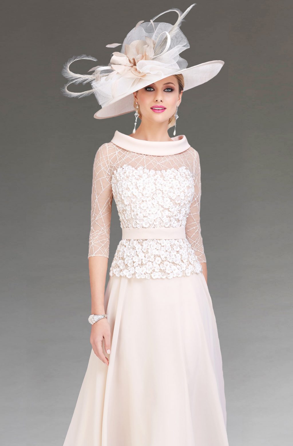 Full skirted dress with sleeves.  008625