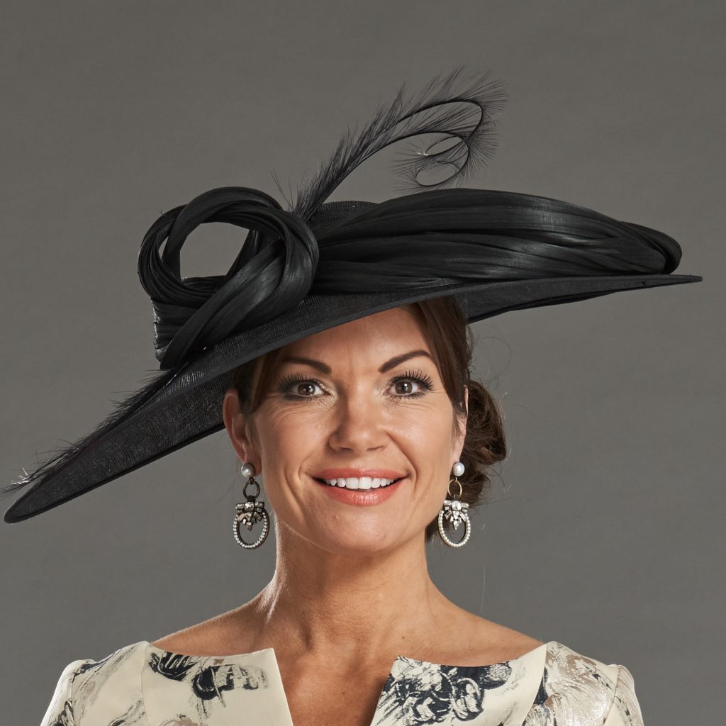 Hatinator with feather quills. No.16