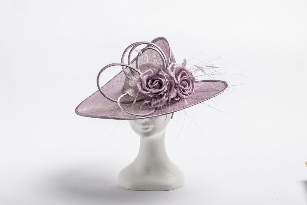 Dusk hatinator with flower and loop detailing OCH-003