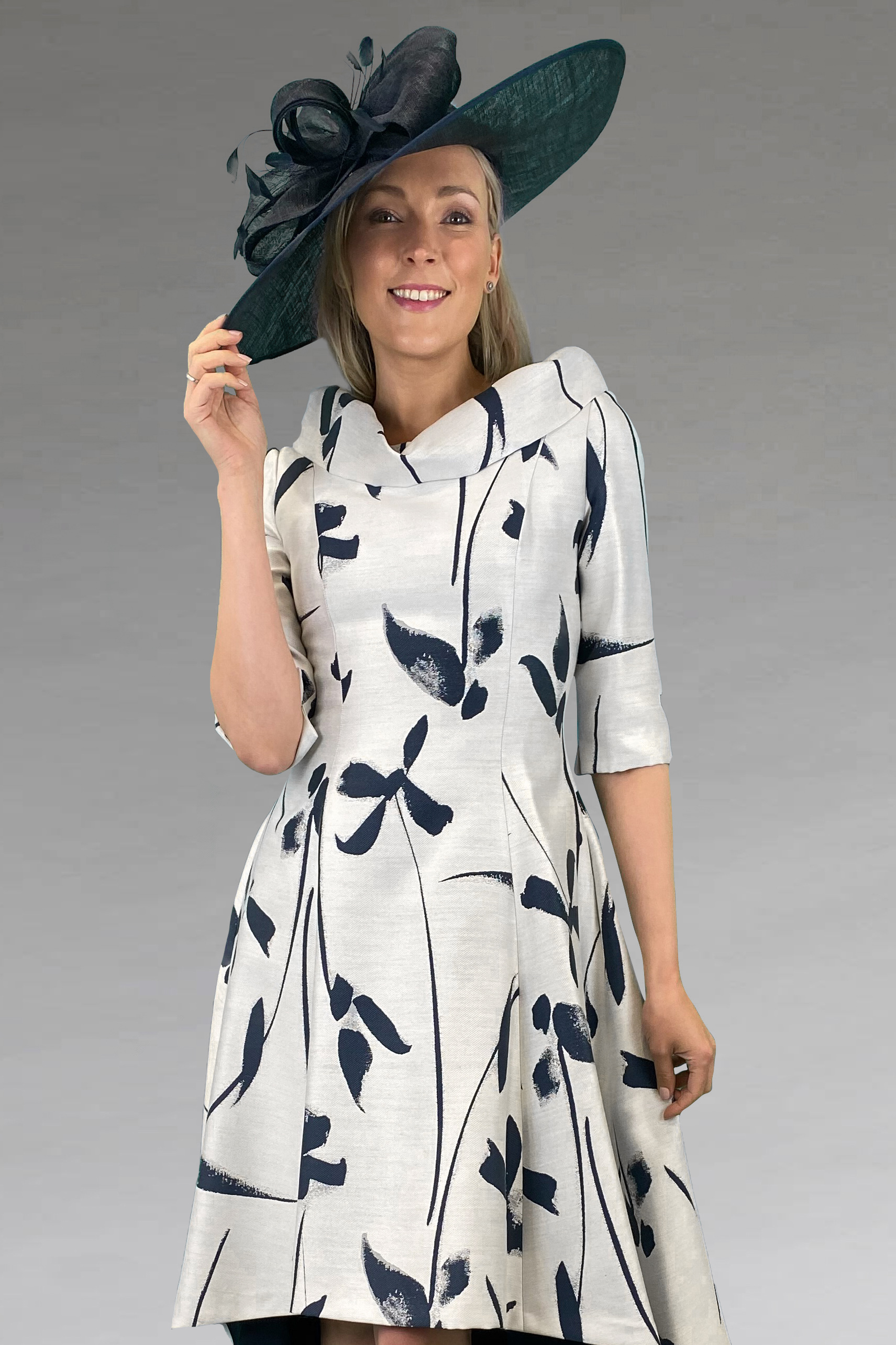Dipped hem dress with sleeves. 82871 - Catherines of Partick