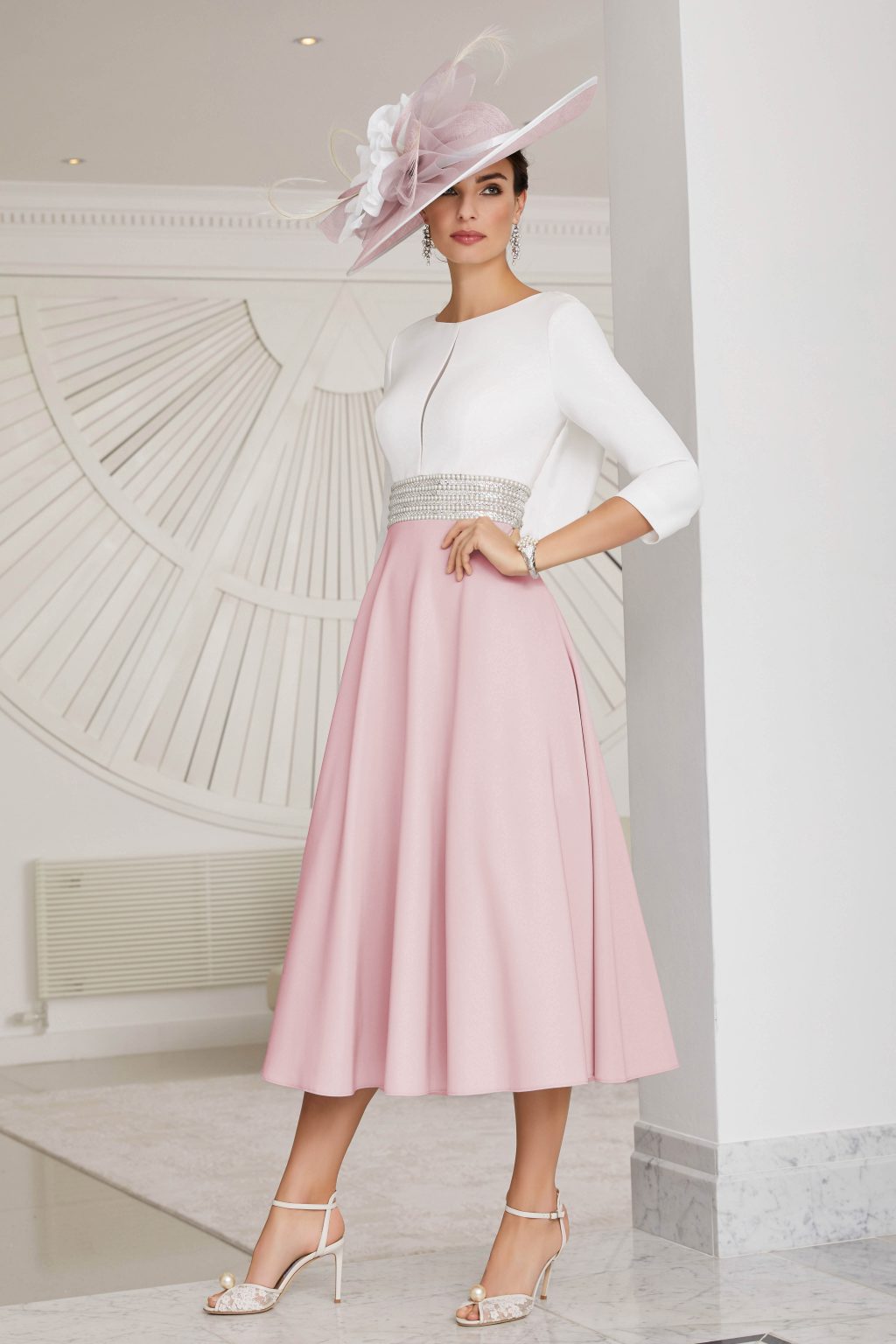 Mid Length Dress with Full Skirt and Sleeves. 29829a - Image 3