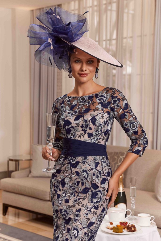 Short Fitted Lace Dress with Chiffon Coat. 992018s - Catherines of Partick