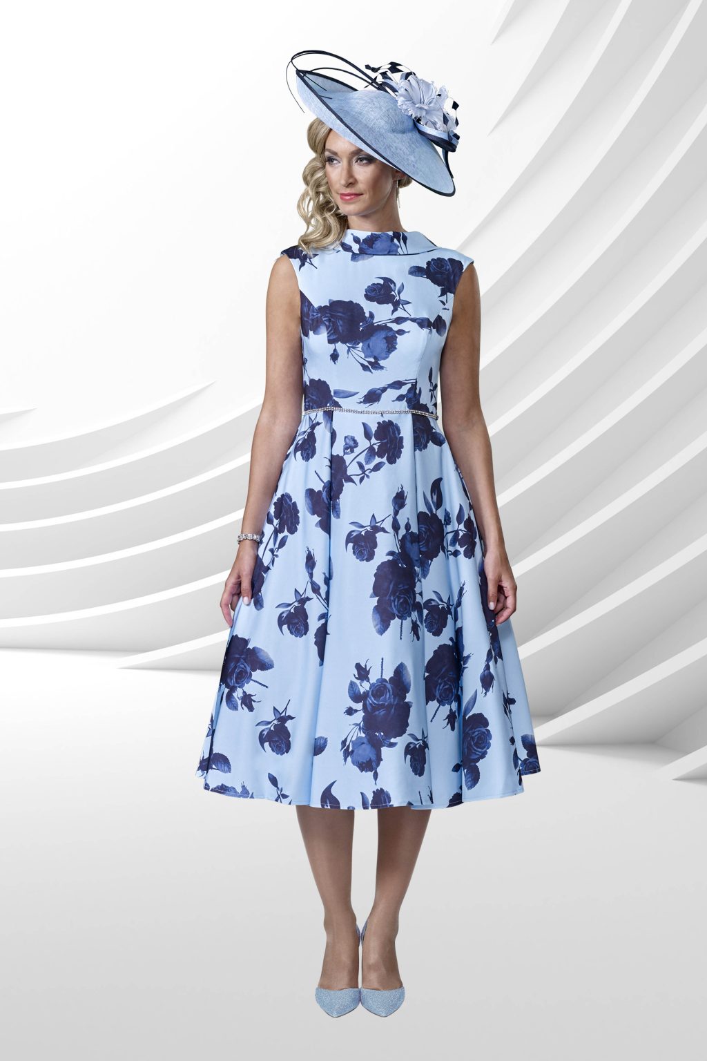 Sleeveless 50's Style Mid Length Dress. VO3580 - Image 3