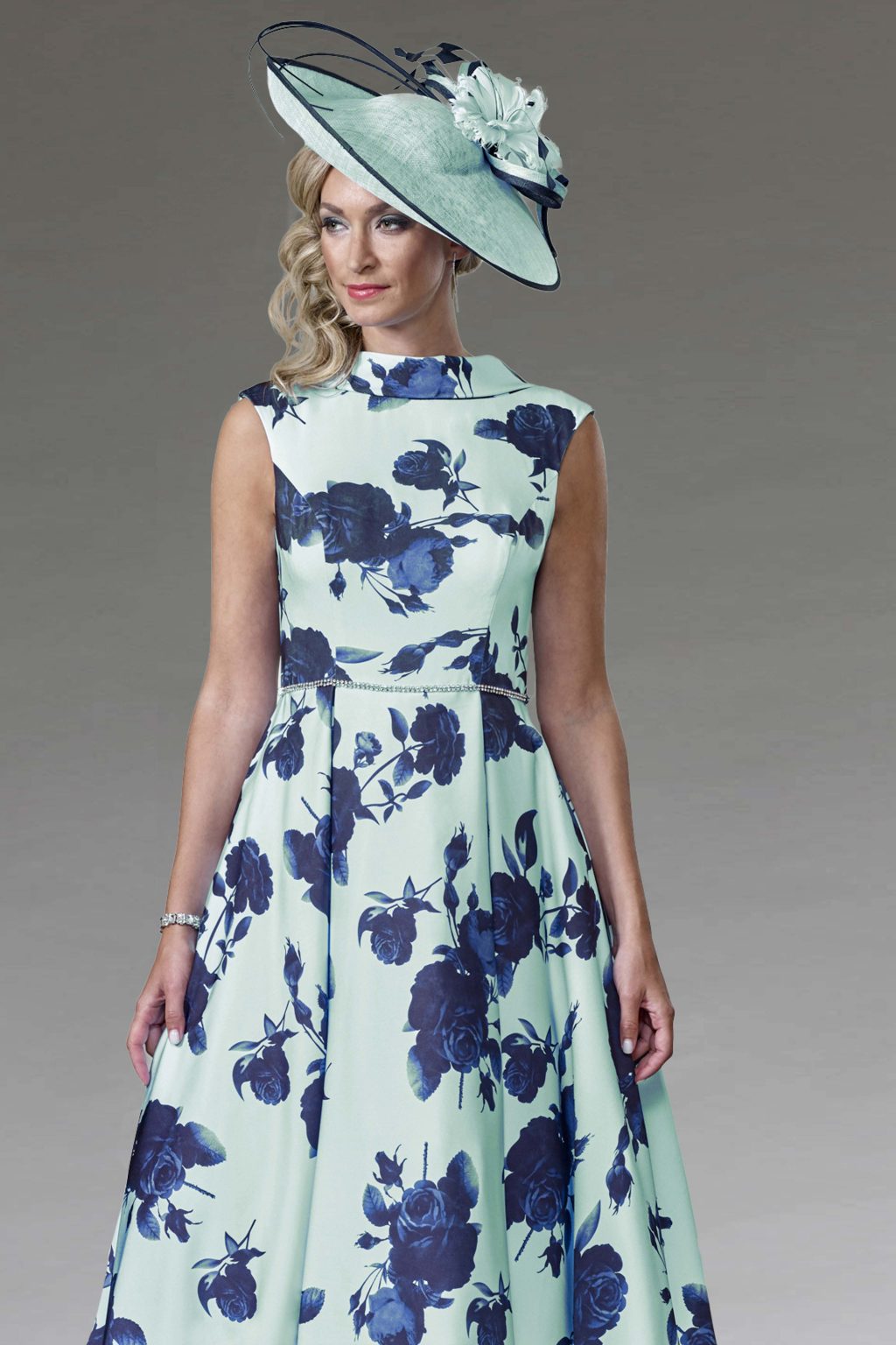 Sleeveless 50's Style Mid Length Dress. VO3580