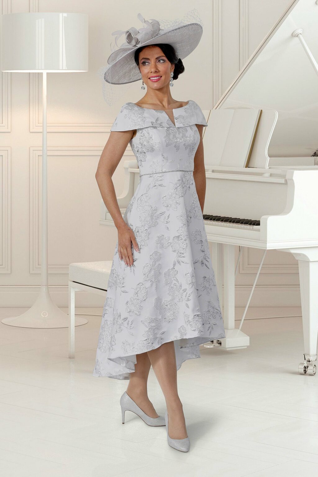 Dipped Hem Dress With Shawl Collar. 0905 - Image 2