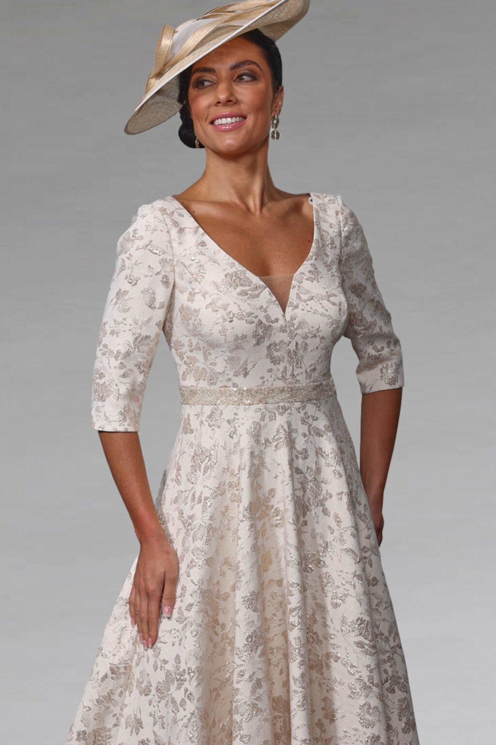 Short Dress With Full Skirt. VO0970