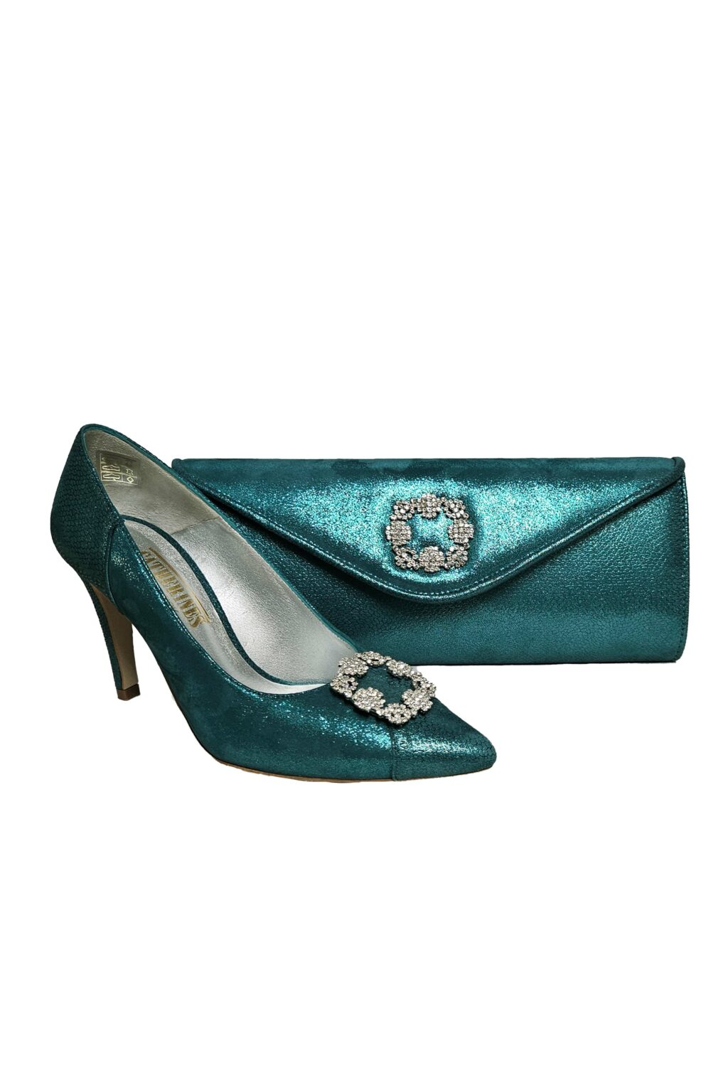 Mid Heel Shoe With Diamante Detail. GS24N