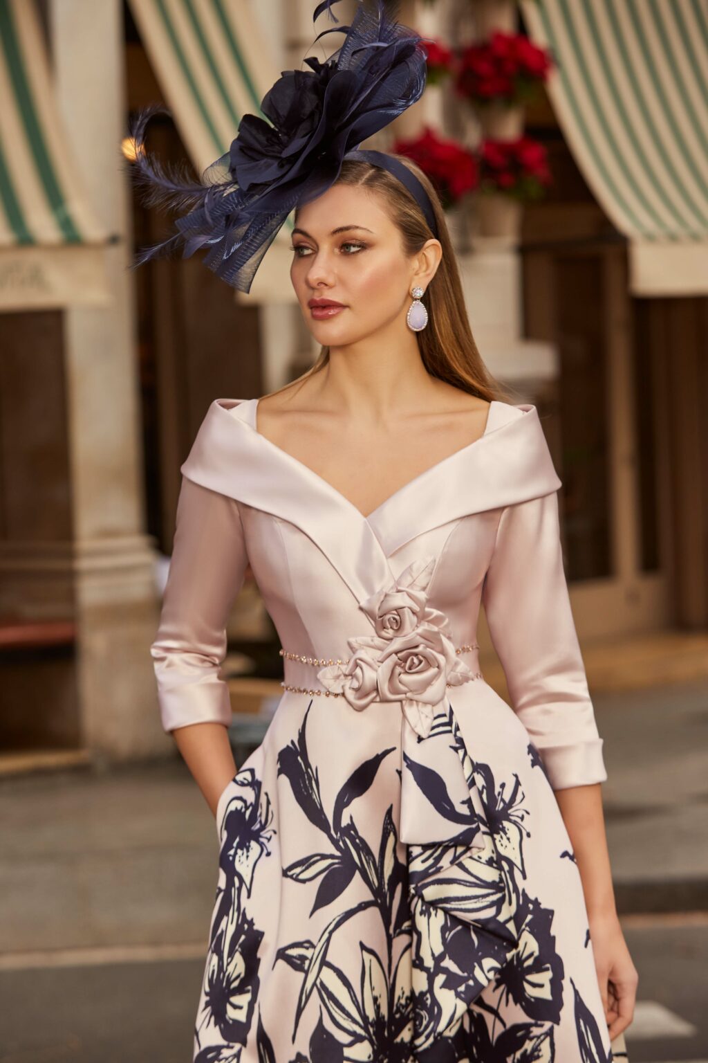 Mid Length Dress With Full Skirt. 992520 - Image 3