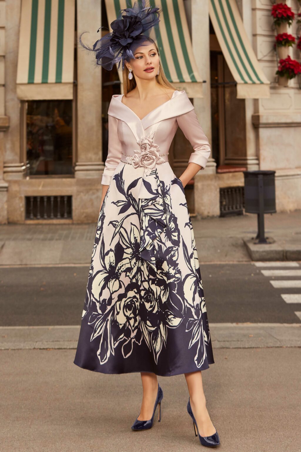 Mid Length Dress With Full Skirt. 992520 - Image 2