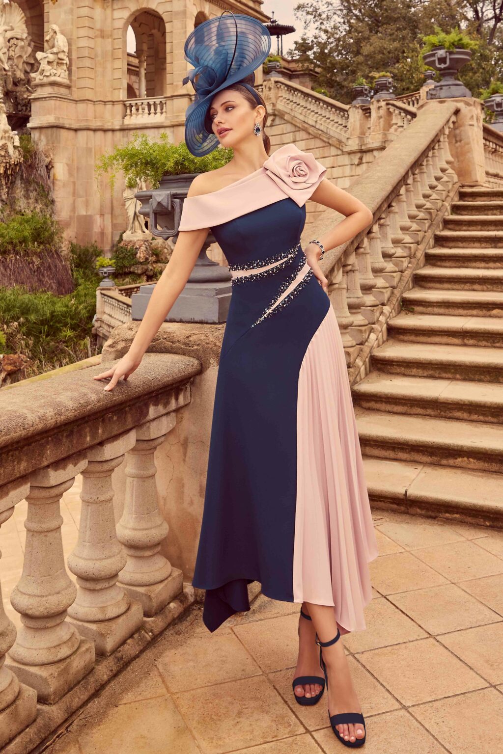 Asymmetric Dress With Plisse Skirt. 992525. - Image 2