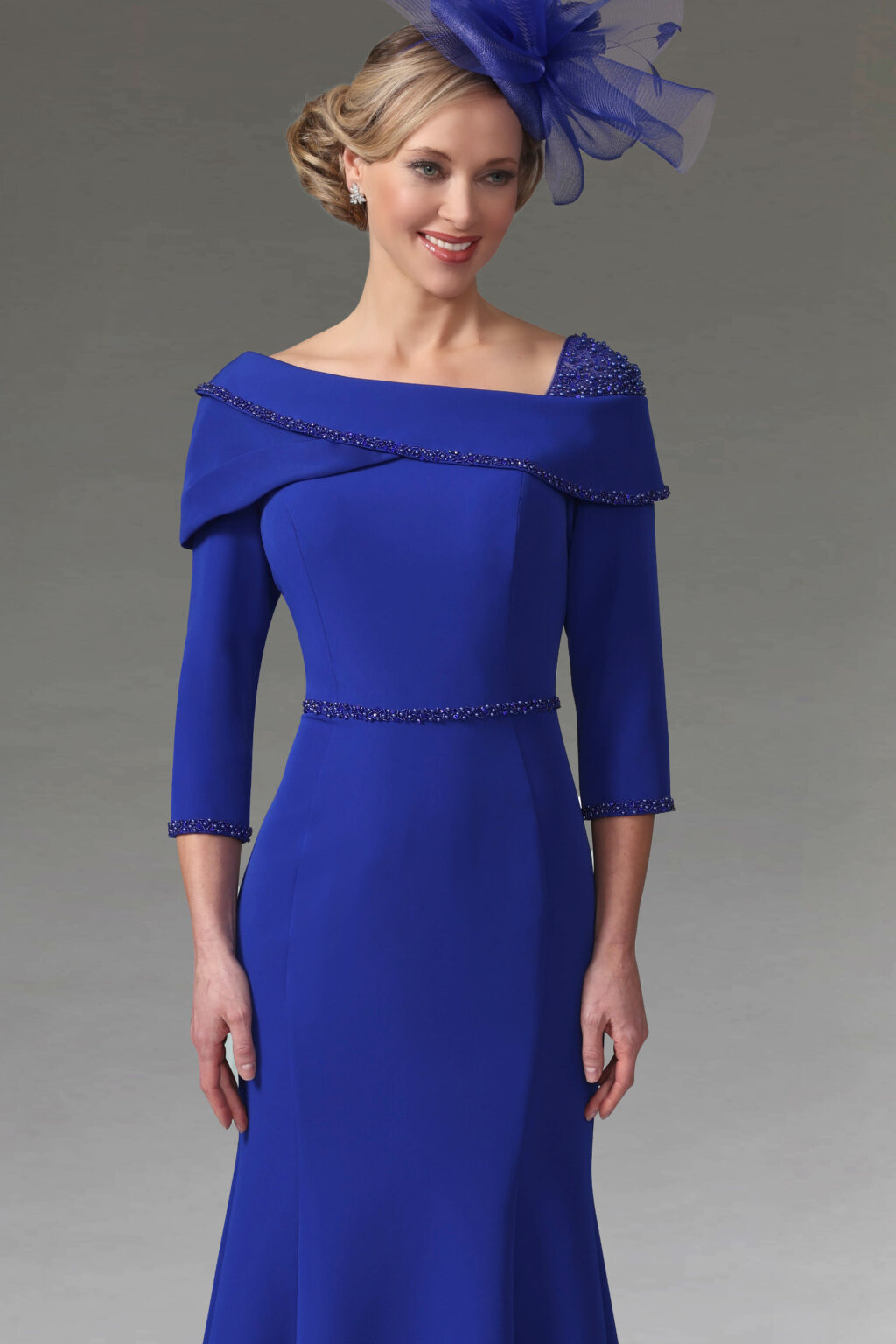 Dipped Hem Dress With Sleeves. IR7729