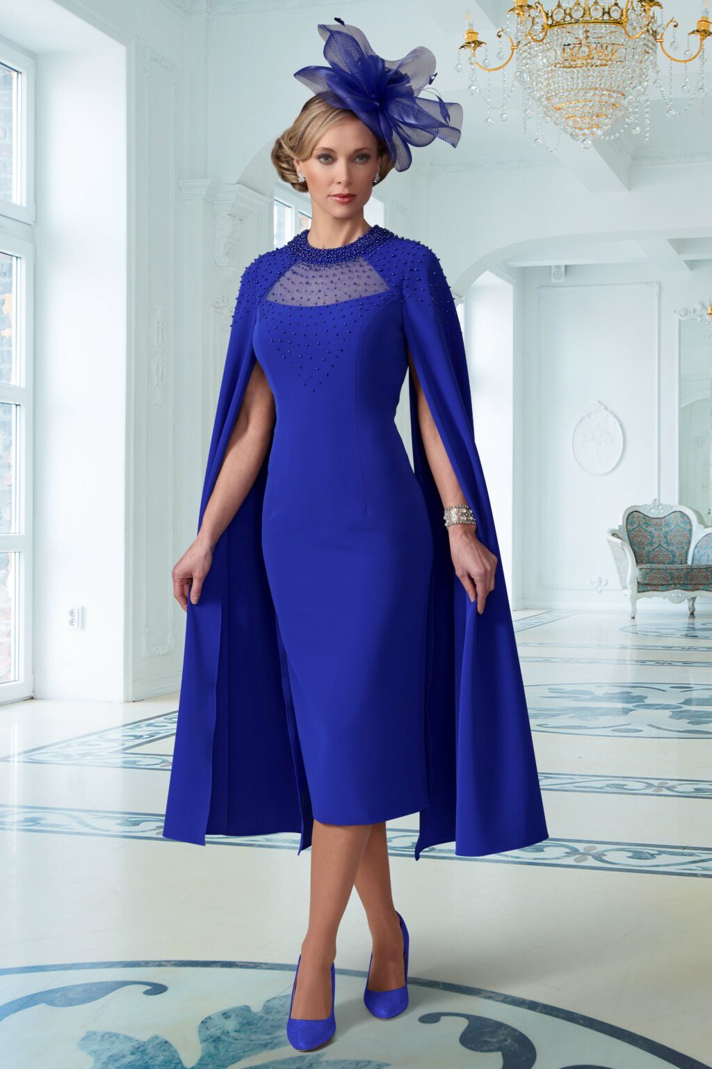Short Fitted Dress With Caped Sleeves. IR7742 - Image 2