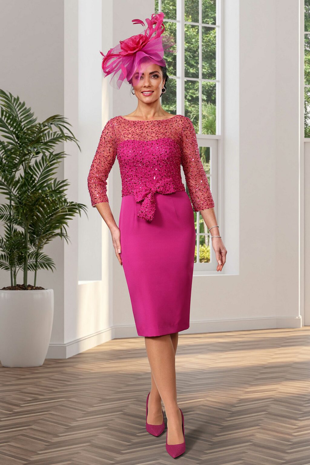 Short Fitted Dress With Sleeves. VO1603 - Image 2