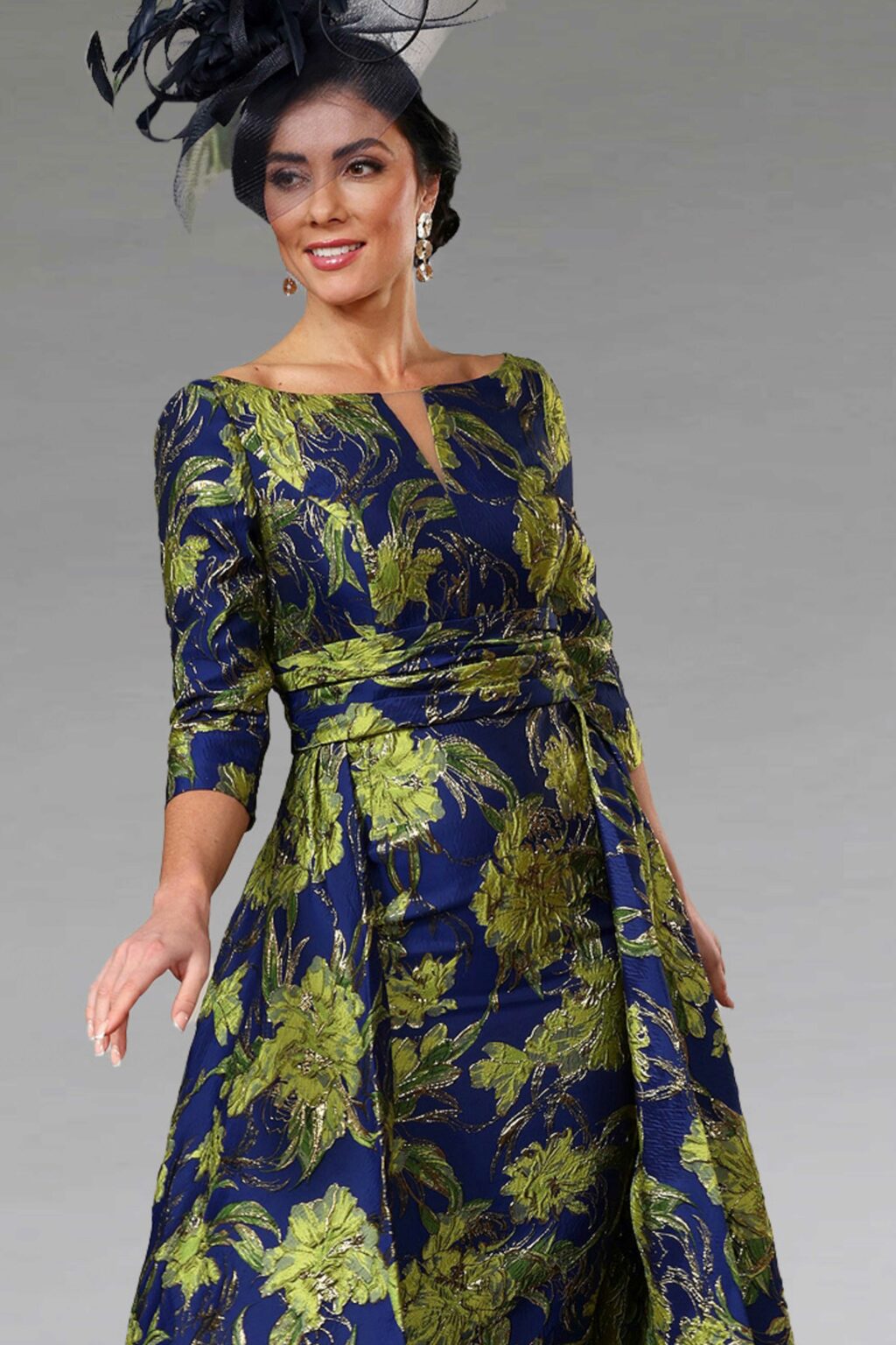 Short Fitted Dress With Overskirt and Sleeves. VO1613